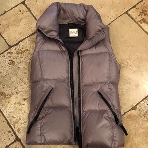 Sam vest